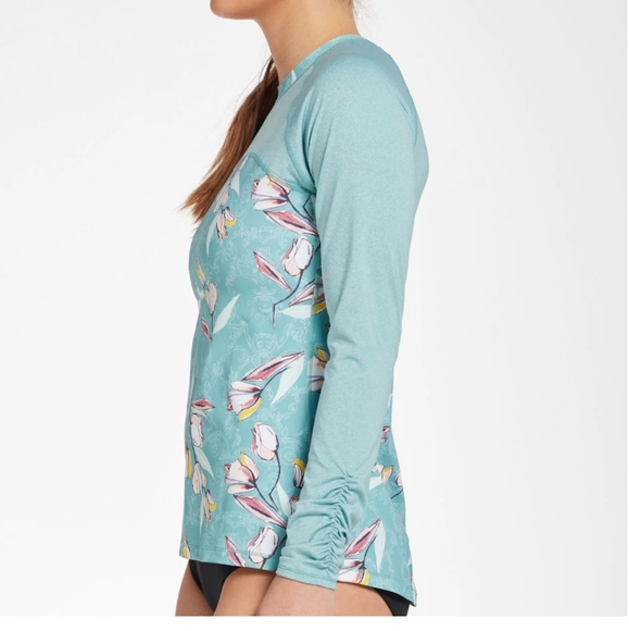 Calia garden gate rash guard - Picture 2 of 6